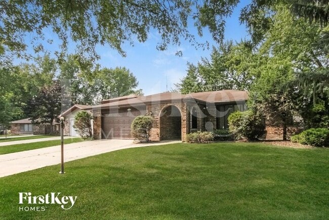 Building Photo - 18428 Lange St