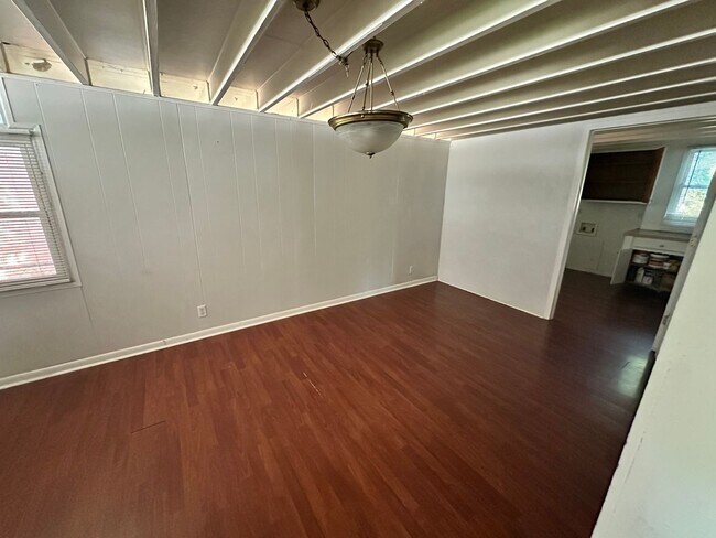 Foto del edificio - 511 Manor Dr