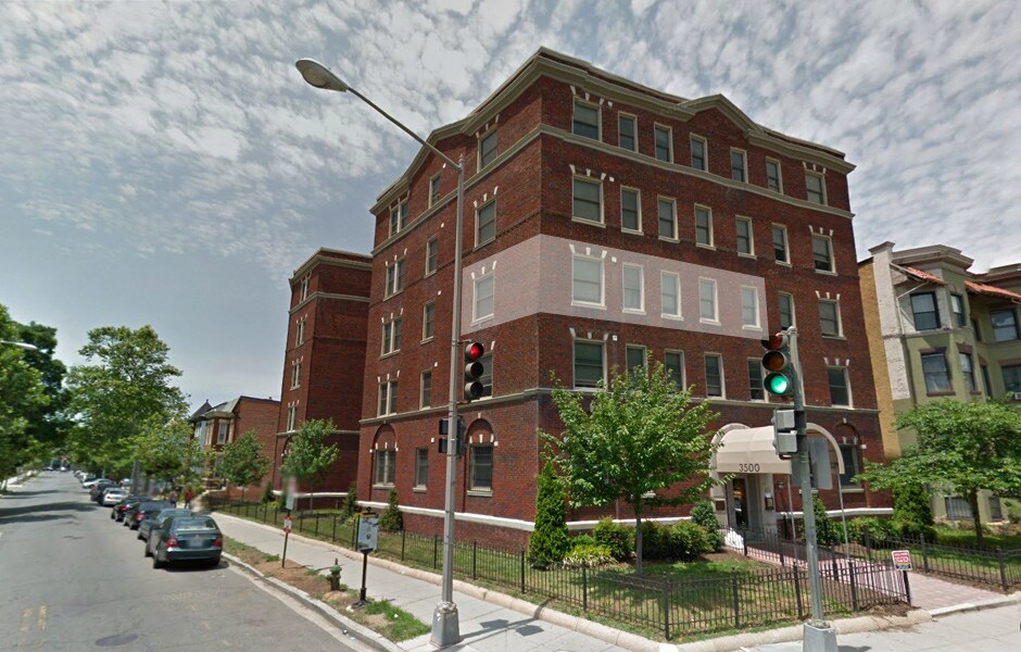 Foto principal - 3500 13th St NW