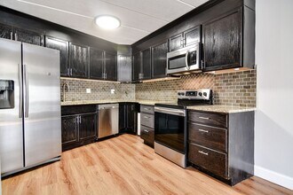 Building Photo - 147 Turner Rd