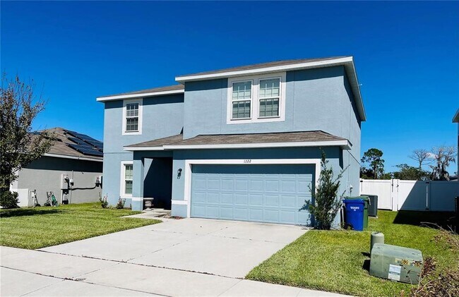 Building Photo - 1222 Haines Dr