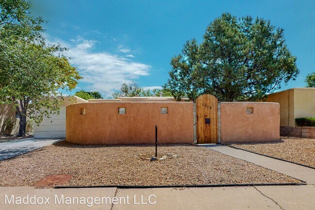 Building Photo - 2 br, 1 bath House - 1716 Bryn Mawr Dr NE