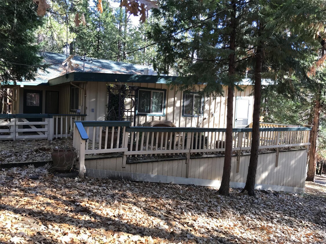 Primary Photo - 23173 Oak View Dr