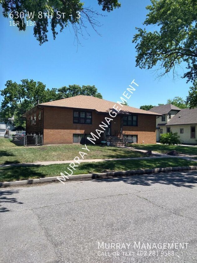 Foto principal - 630 W 8th St