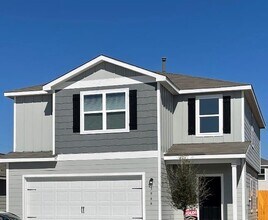 Building Photo - 404 Stone Water Ln