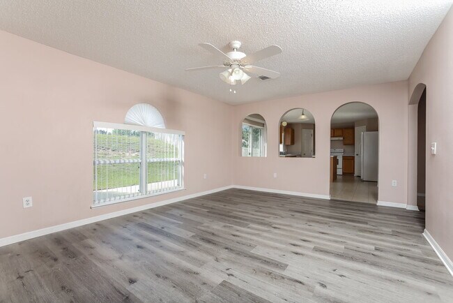 Foto del edificio - 2142 Sandridge Cir