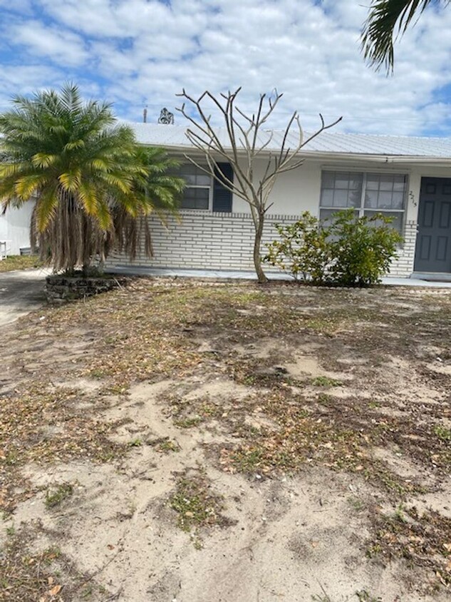 Primary Photo - 2/1 Duplex in Jensen Beach