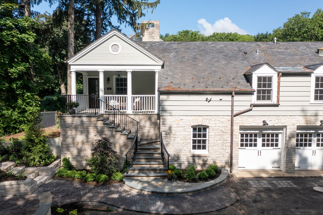 Building Photo - 113 Marryat Rd