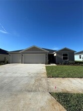Building Photo - 4220 SW 82nd Ln