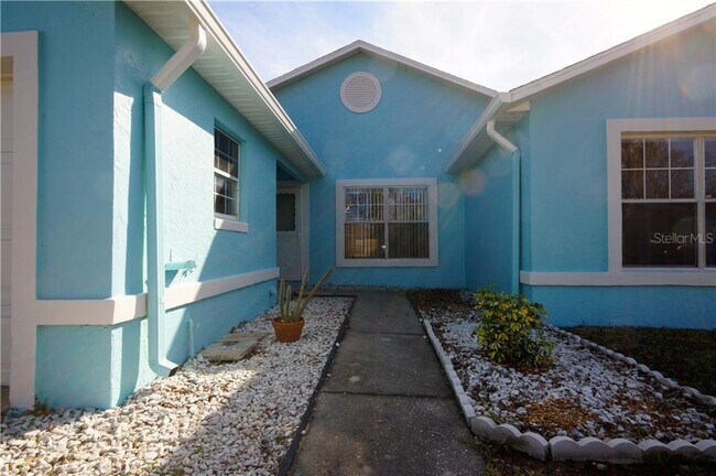 Building Photo - 3417 Burlington Dr