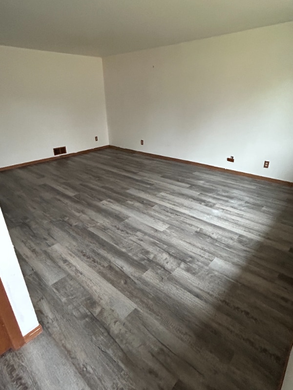 Building Photo - 1611 5th Ave S