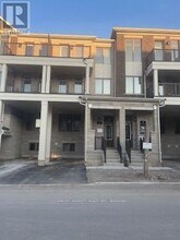 Building Photo - 3 Kings Hill Dr