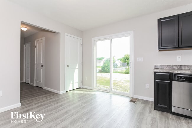 Building Photo - 4721 Megan Danielle Dr