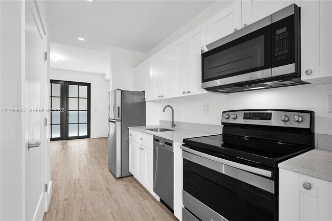 Foto del edificio - 4100 SW 64th Ave