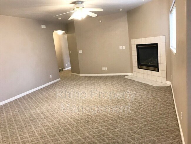 Building Photo - 14097 Mill Canyon Peak Dr