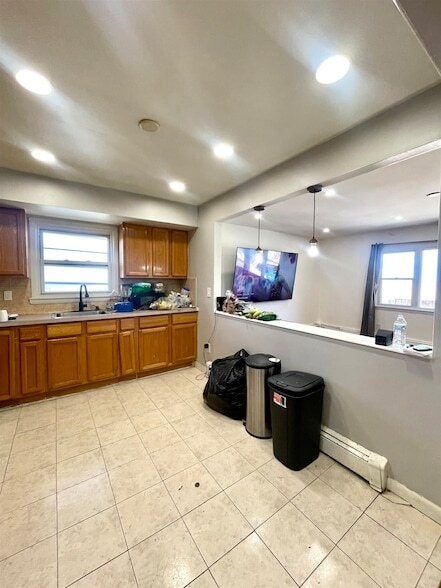 Building Photo - 1517 72nd Street Unit 2nd Floor