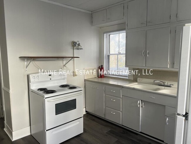Building Photo - 113-115 Jackson St. Apt.