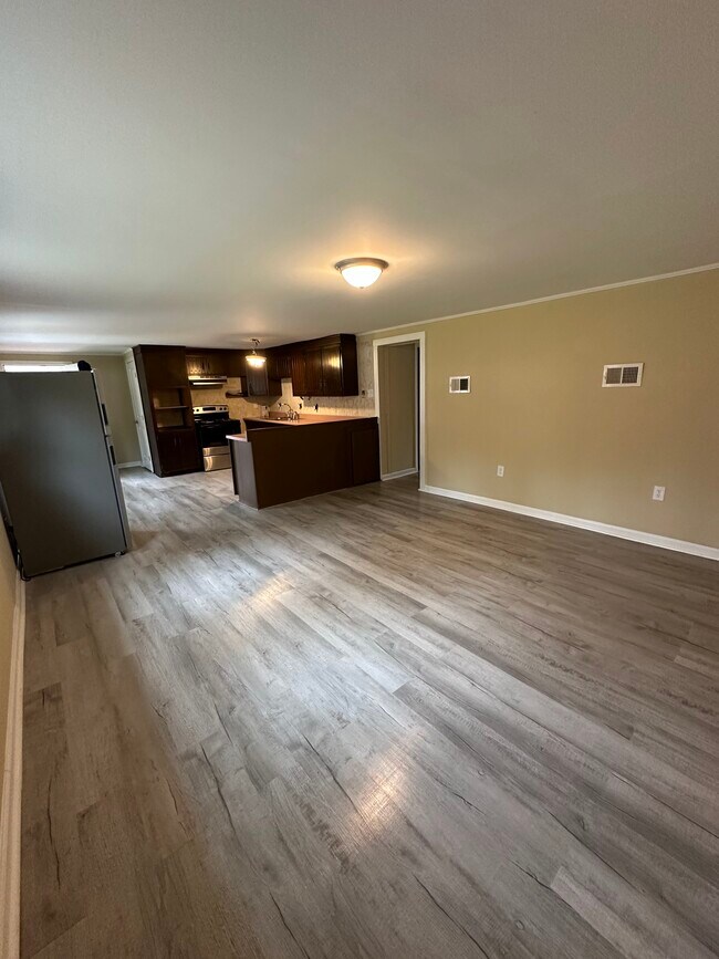 Foto del edificio - 74 Matthews Rd