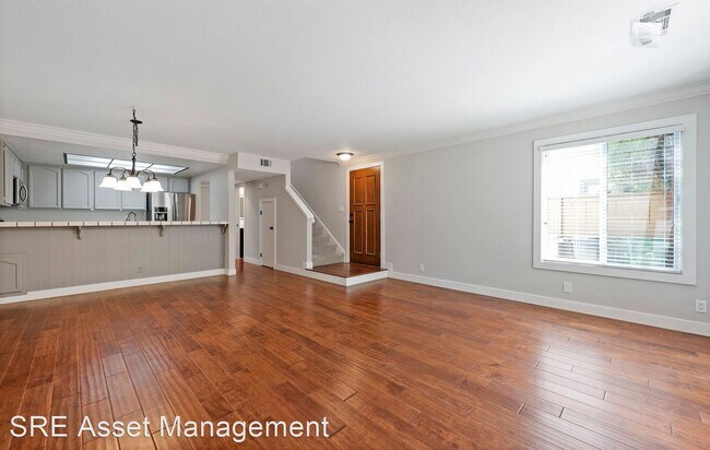 Building Photo - 2 br, 2.5 bath House - 1233 Beaulieu Ct