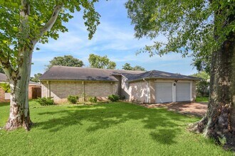 Building Photo - 19734 Redroot Dr