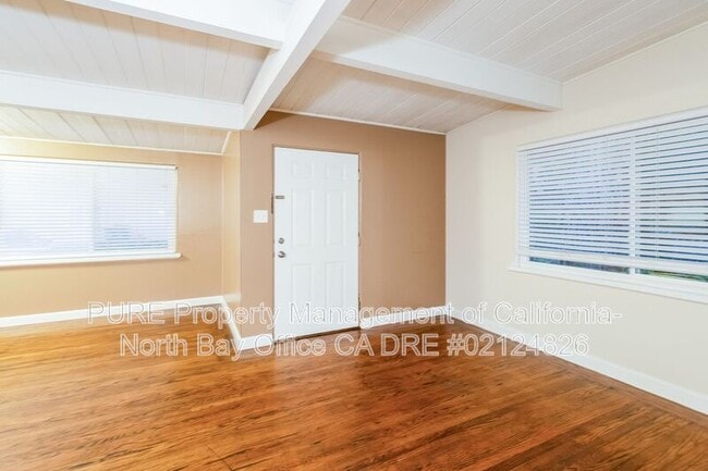 Building Photo - 162 Brush Creek Rd