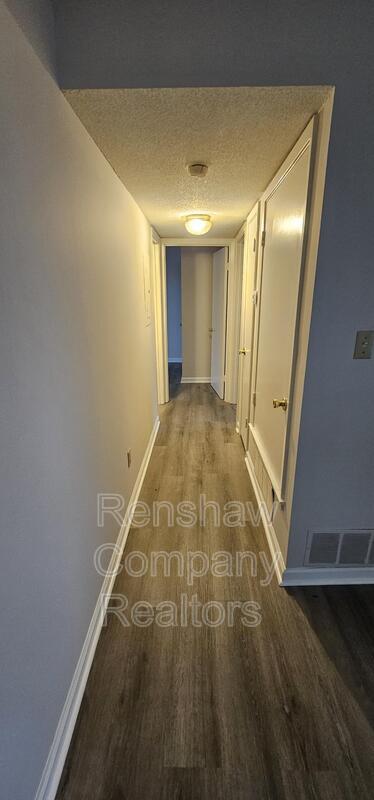 Foto del edificio - 142 Harrison Rd