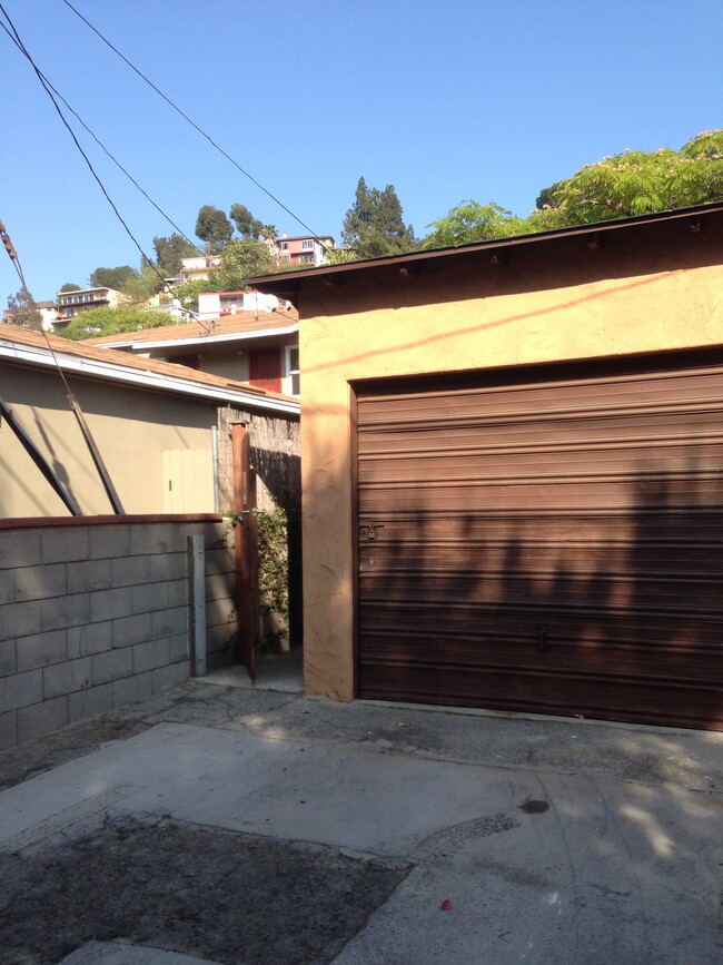 Building Photo - 1745 Silver Lake Blvd