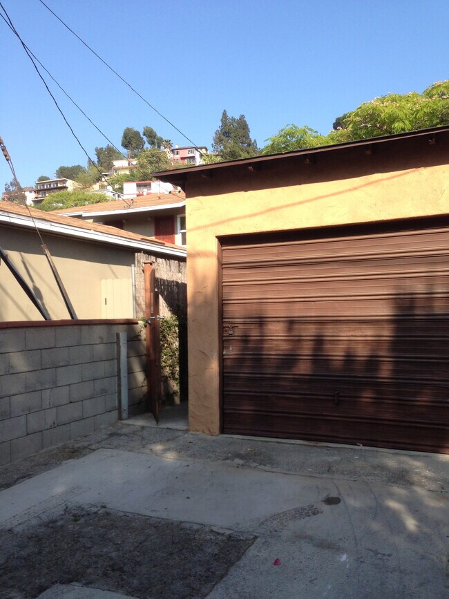 Foto del edificio - 1745 Silver Lake Blvd