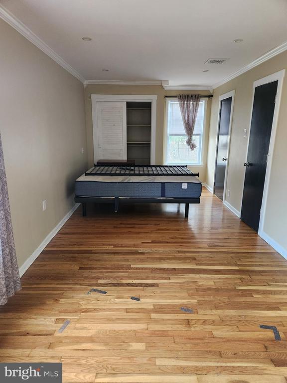 Foto del edificio - 501 S Seminary St