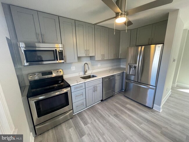 Building Photo - 6415 Whitwell Ct