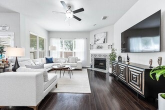 Building Photo - 7507 Lone Star Jct St