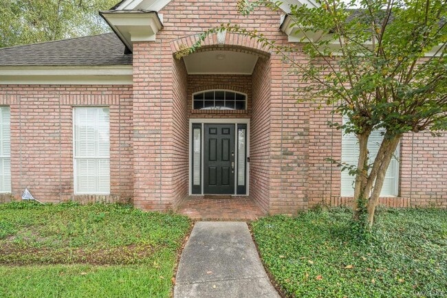 Building Photo - 7384 Pinnacle Point