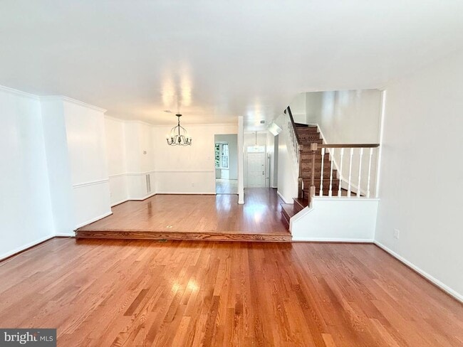 Building Photo - 8594 Enochs Dr