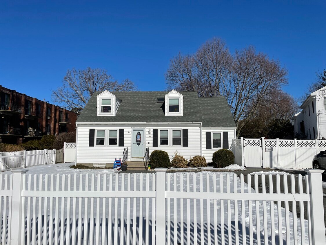 91 Newman Rd, Malden, MA 02148 House Rental in Malden, MA