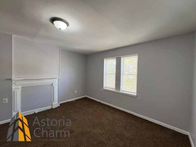 Photo - 3 Bedroom Plus Den for Rent in East Baltim... House