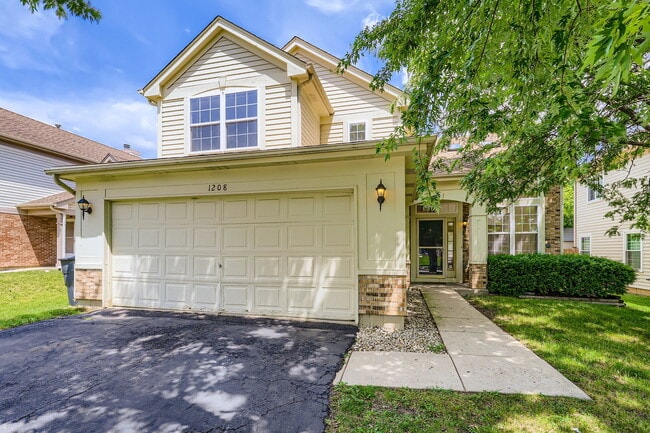 Building Photo - 1208 Darnell Dr