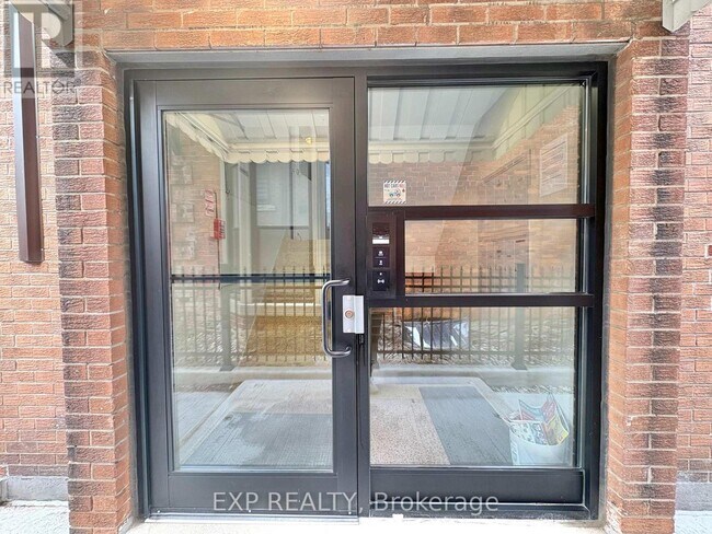 Photo du bâtiment - 100 West Avenue S