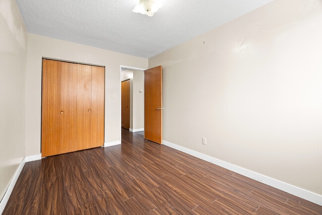 Building Photo - 2116 Rose St