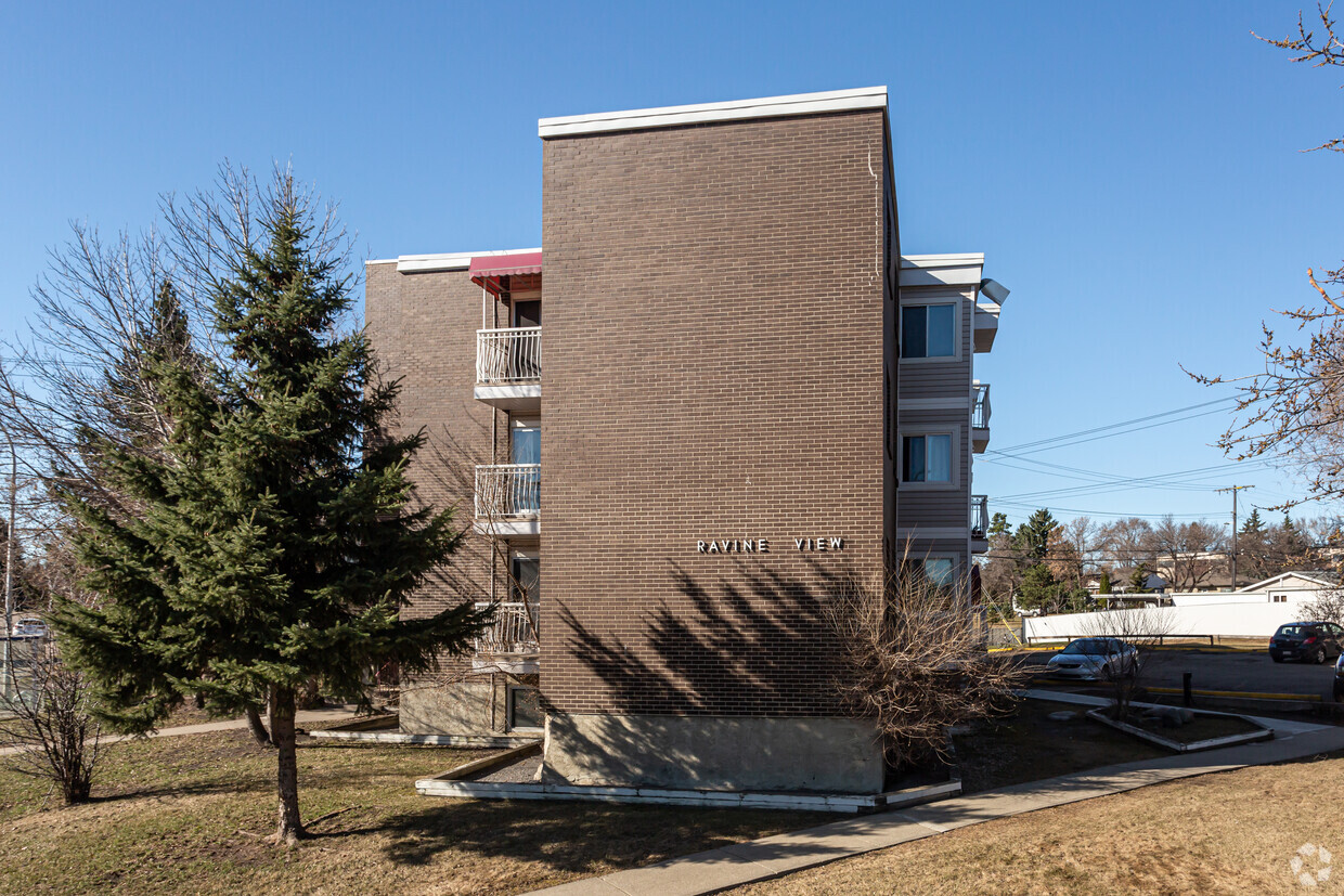 Primary Photo - Ravine View