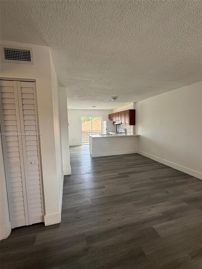 Foto del edificio - 5435 W 24th Ave
