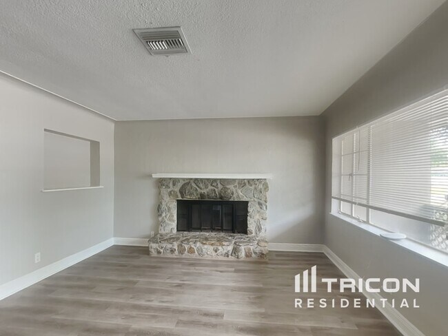 Foto del edificio - 5930 66th Terrace