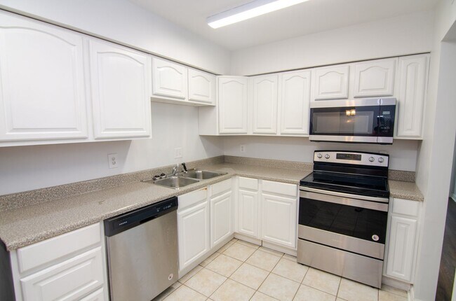 Foto del edificio - 515 Basswood Ave