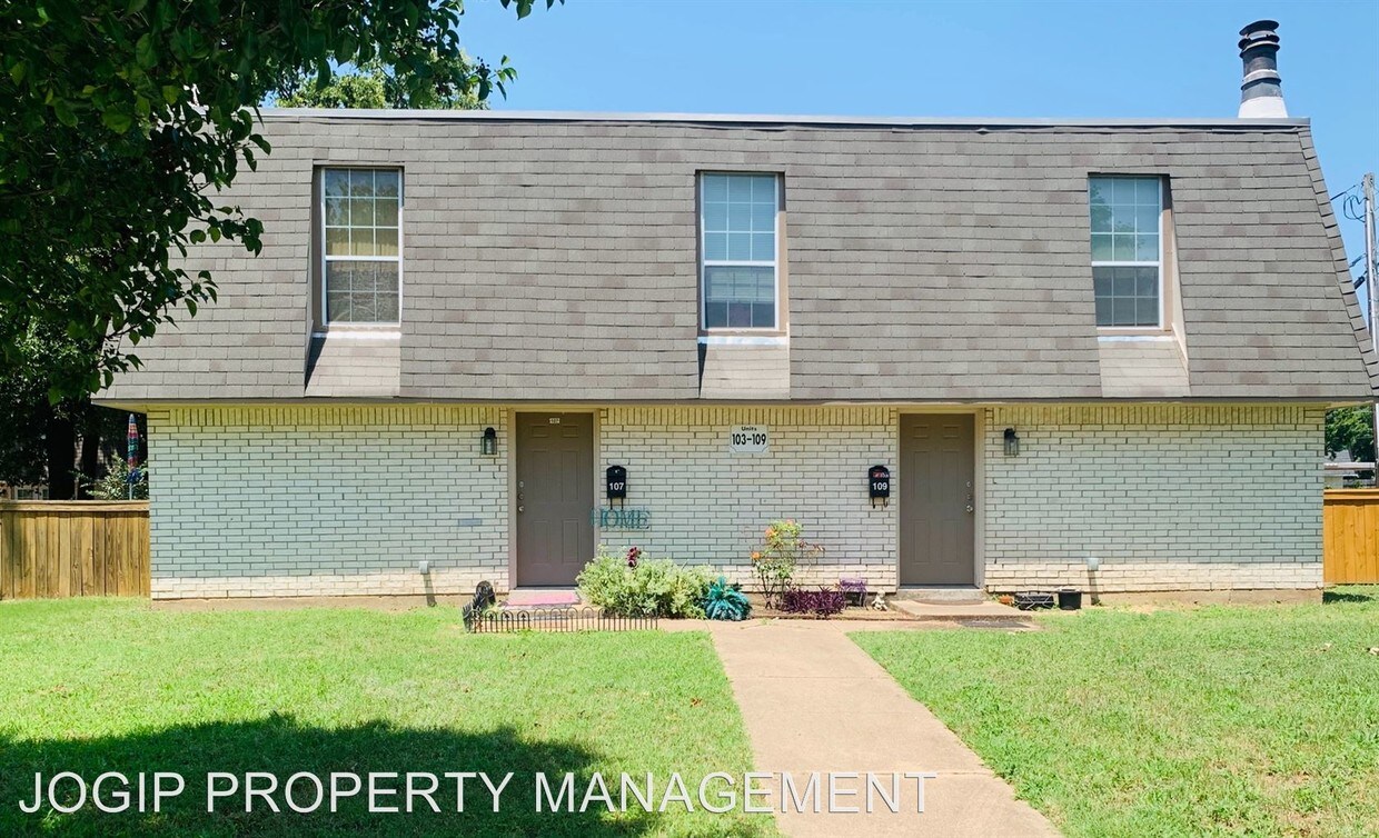 Foto principal - 109 Highland Park Ct
