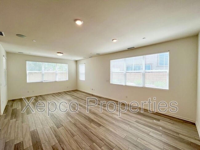 Building Photo - 84443 Passagio Lago Way