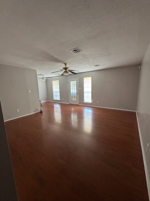 Foto del edificio - 1008 SW 61st St