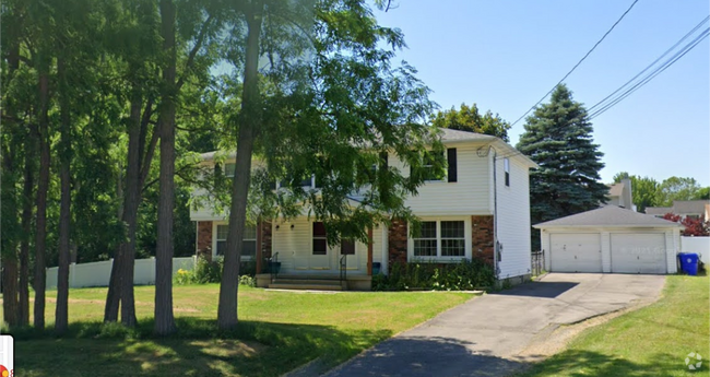 Building Photo - 86 Leydecker Rd
