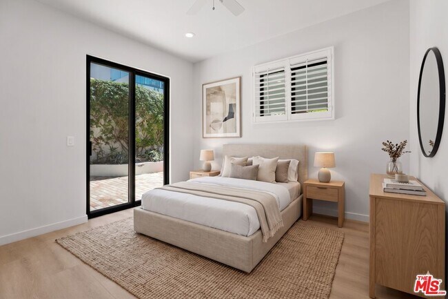 Foto del edificio - 6732 Esplanade St