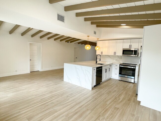 Foto del edificio - 1523 SW 19th Ave
