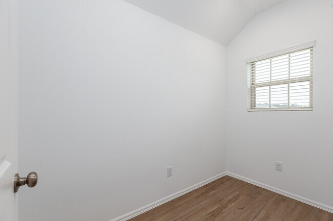 Building Photo - 3025 Marble Rise Trl