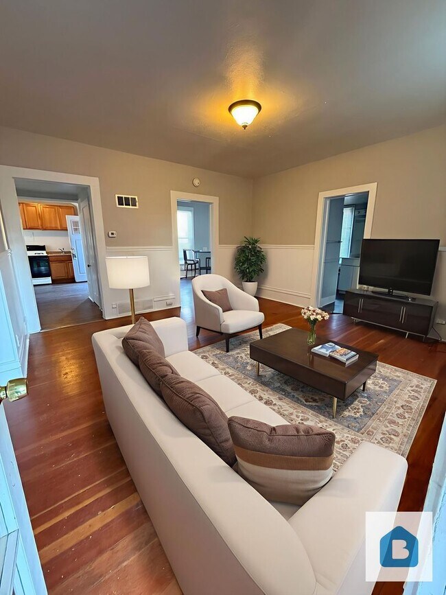 Foto del edificio - 613 N Cascade Ave